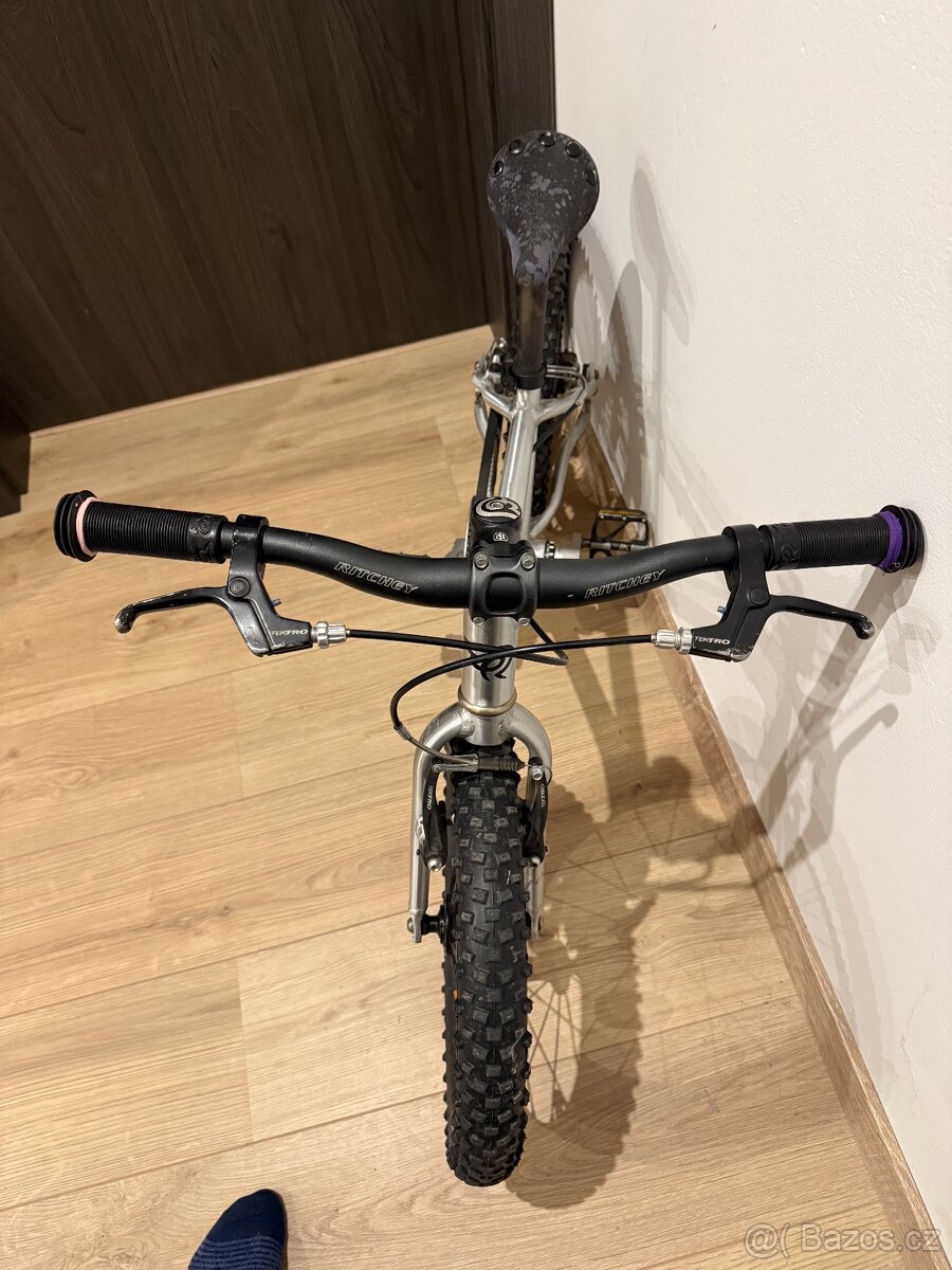 EARLY RIDER 16