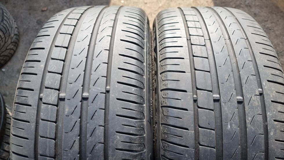 Letní pneu 235/40/19 Pirelli