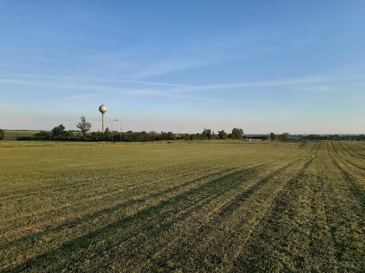 Pozemek k podnikání Moravský Žižkov