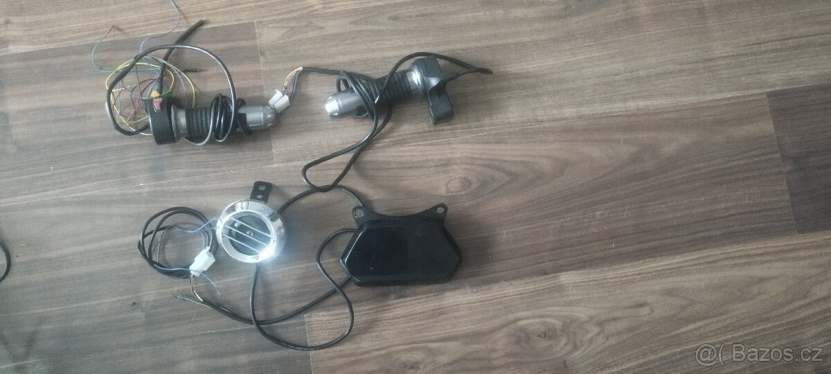 Náhradní díly na elektro koloběžku Ecowheel GR7 1000W