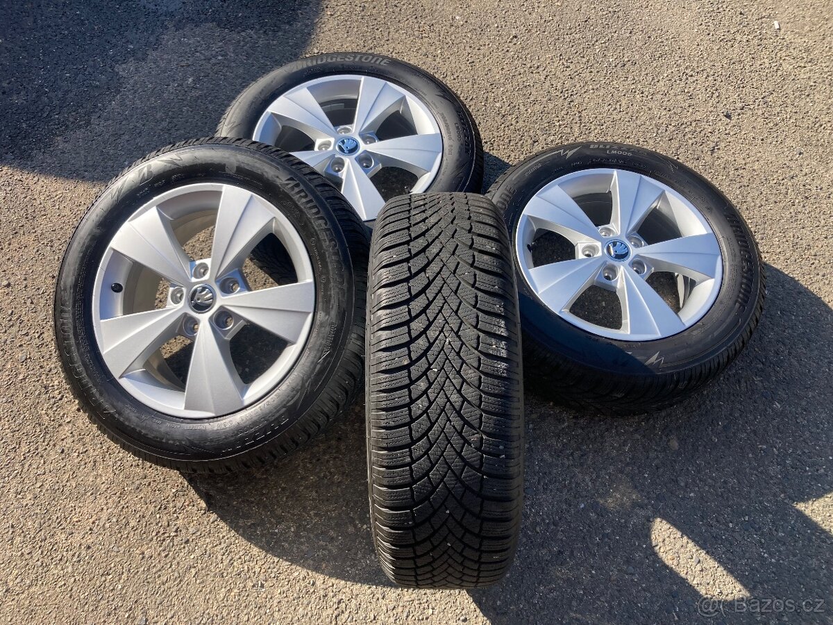 Skoda Octavia 4,zimni 205/60 r16-zanovní 7,5mm