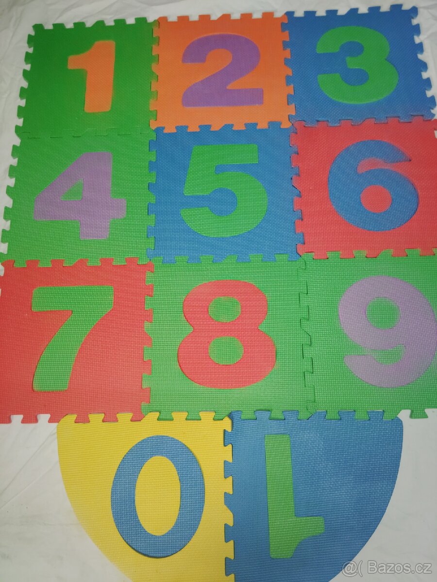 Pěnové puzzle