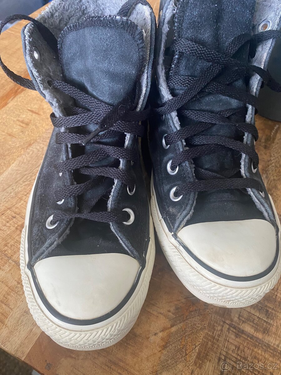 Semišové CONVERSE vel 39,
