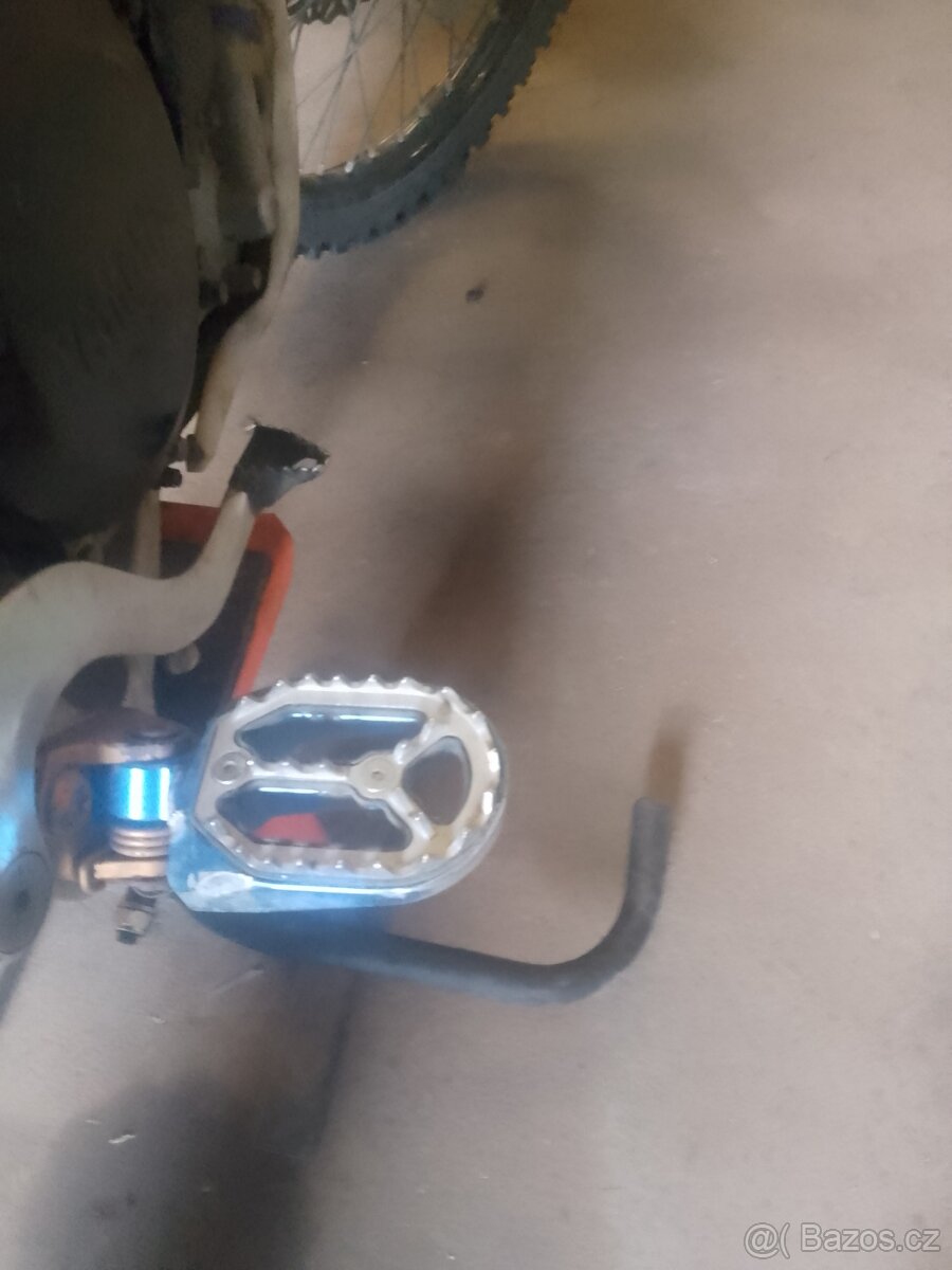 Yamaha yzf 250 2008 po go 1 mth