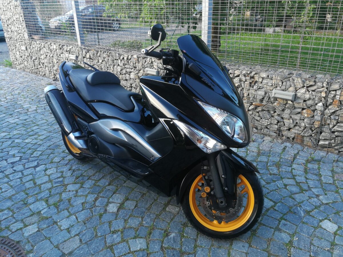 Yamaha T-max 500