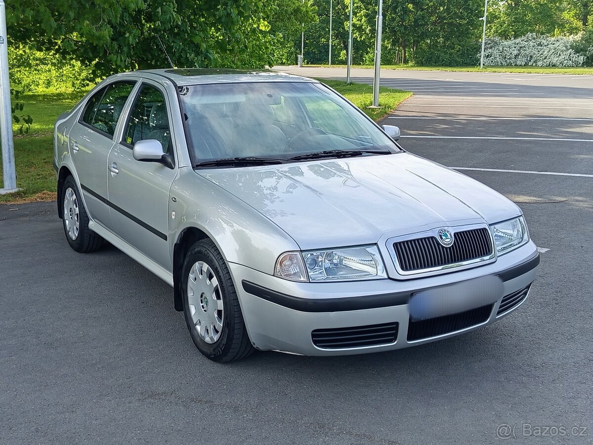 Škoda Octavia 1.6 MPI 55kW - FACELIFT, 2 majitelé, STK 2/27