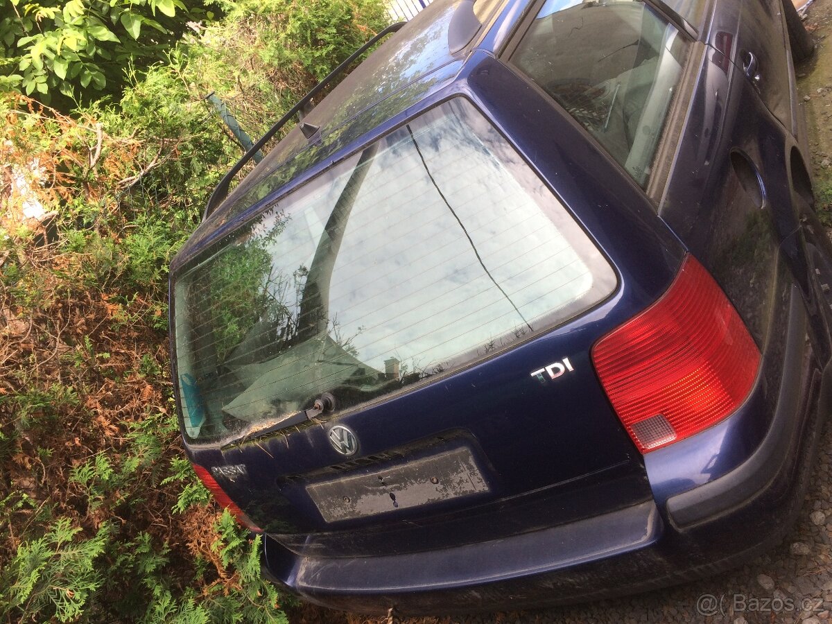 Volkswagen PASSAT B5 1.9 TDI - díly nebo celé