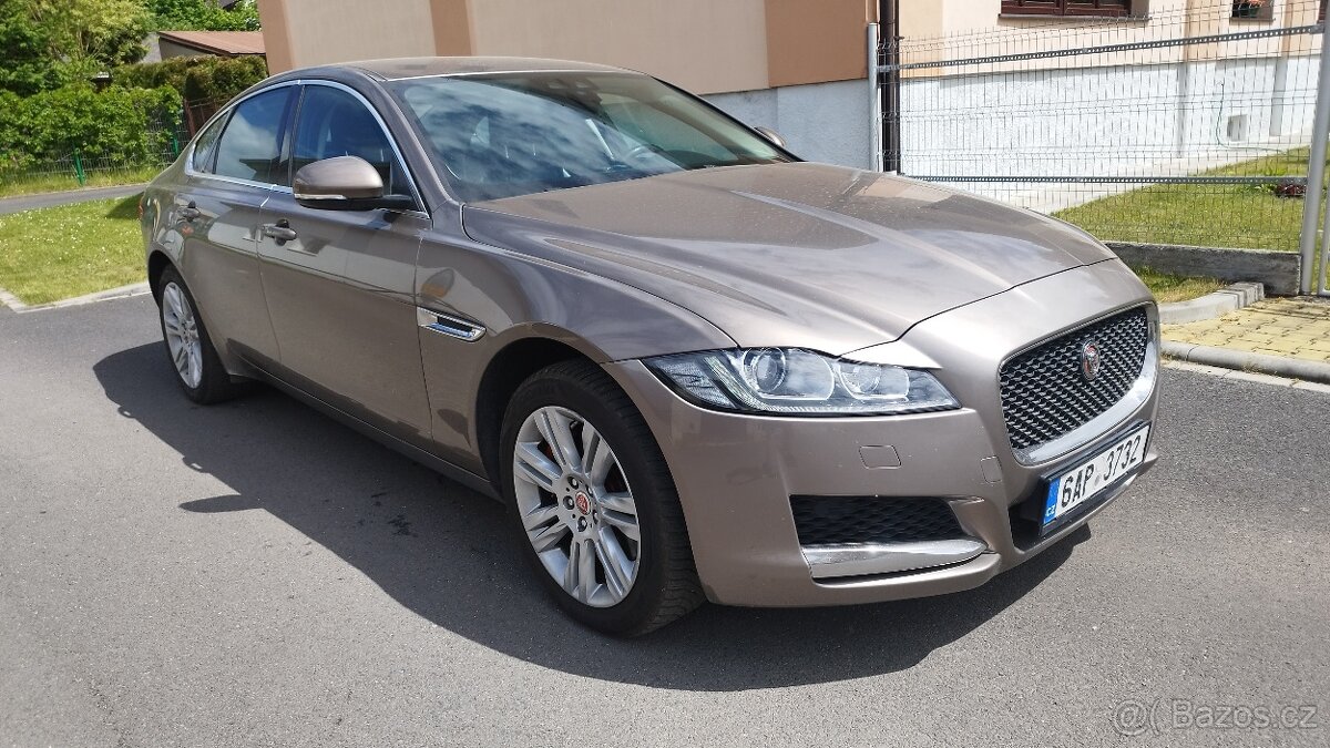 Jaguar XF 260 R-Sport 3.0D 221kw