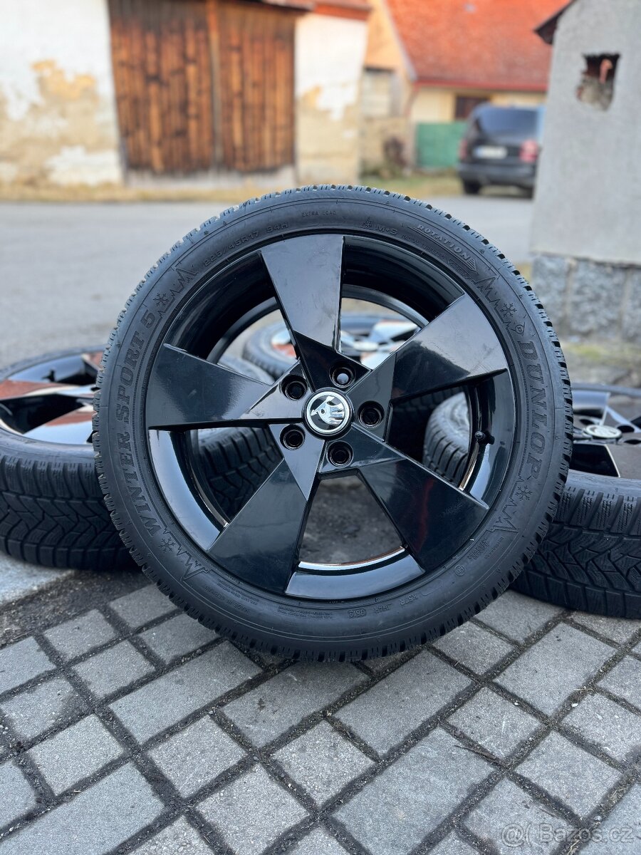 ORIGINÁL Alu Škoda Denom R17, 5x112 - TOP STAV