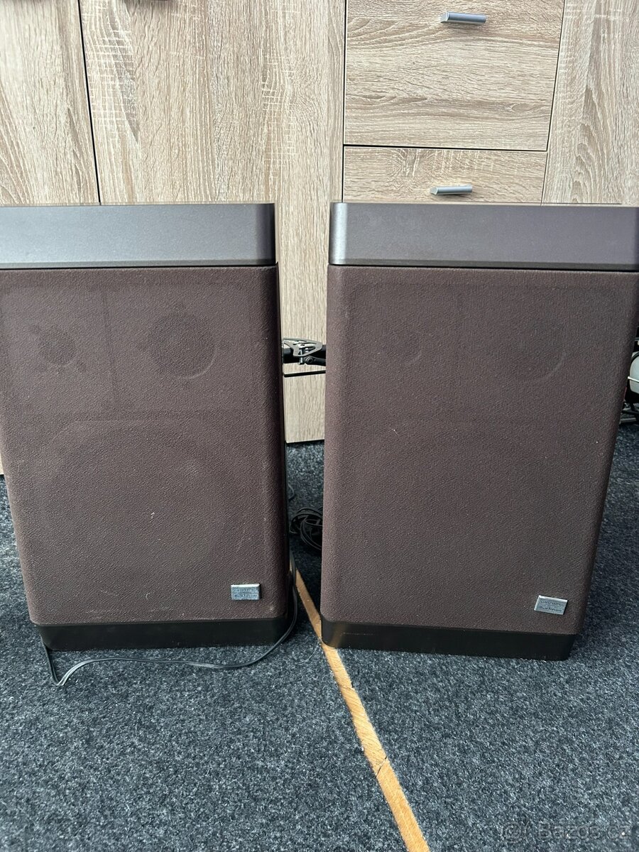 Grundig M 600