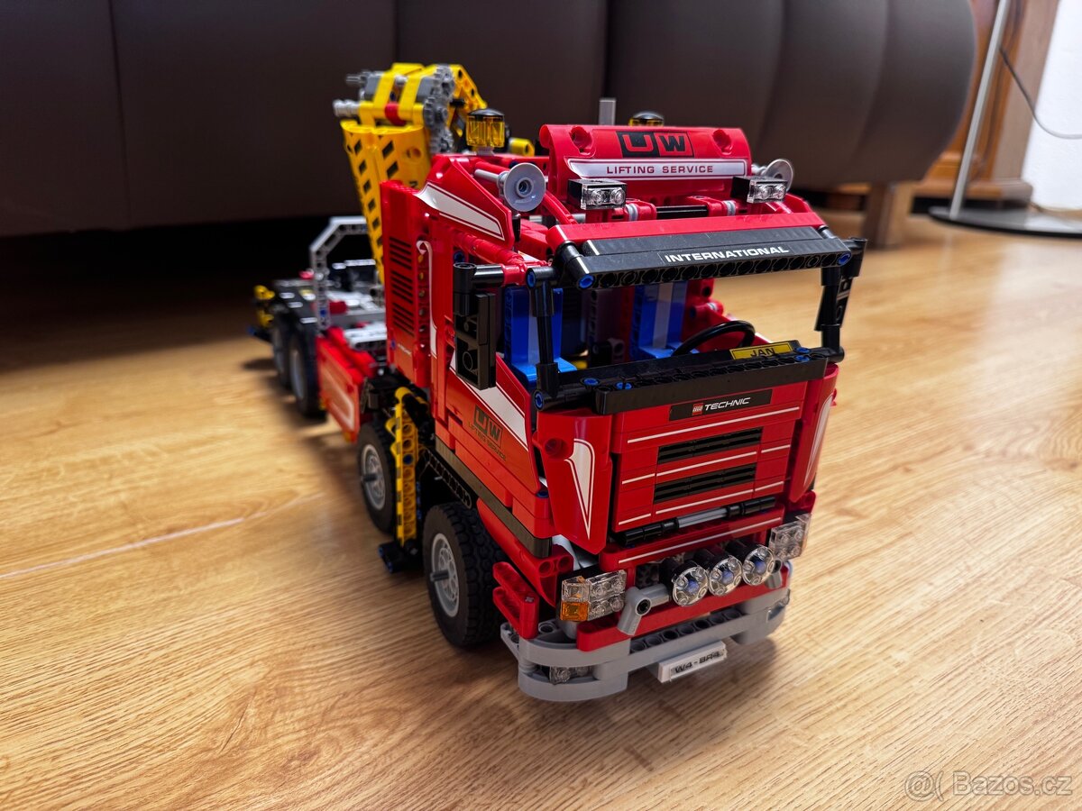 Lego Technic Crane Truck 8258