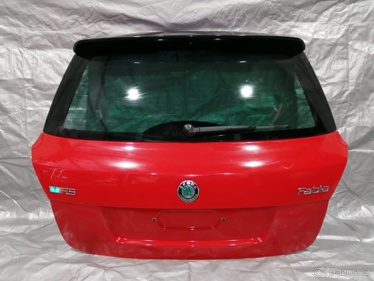 Fabia 2 RS víko