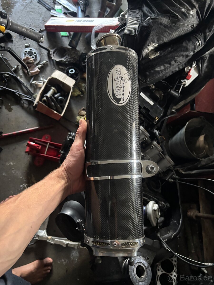 Karbonovy ladeny vyfuk Creptus na Suzuki Gsxr 600 750 04-05