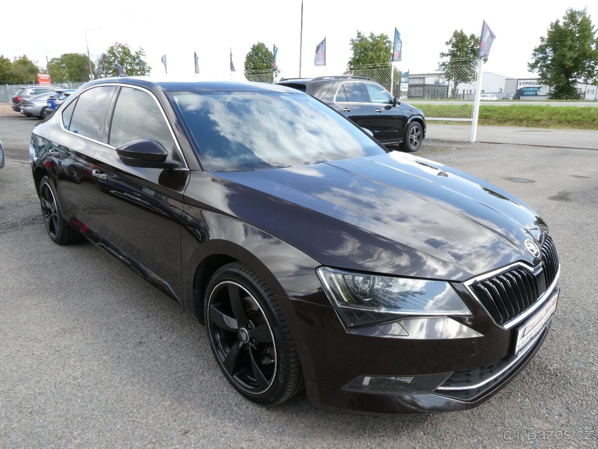Škoda Superb 2.0TDi 110kW DSG, 2x kola, ČR, serviska