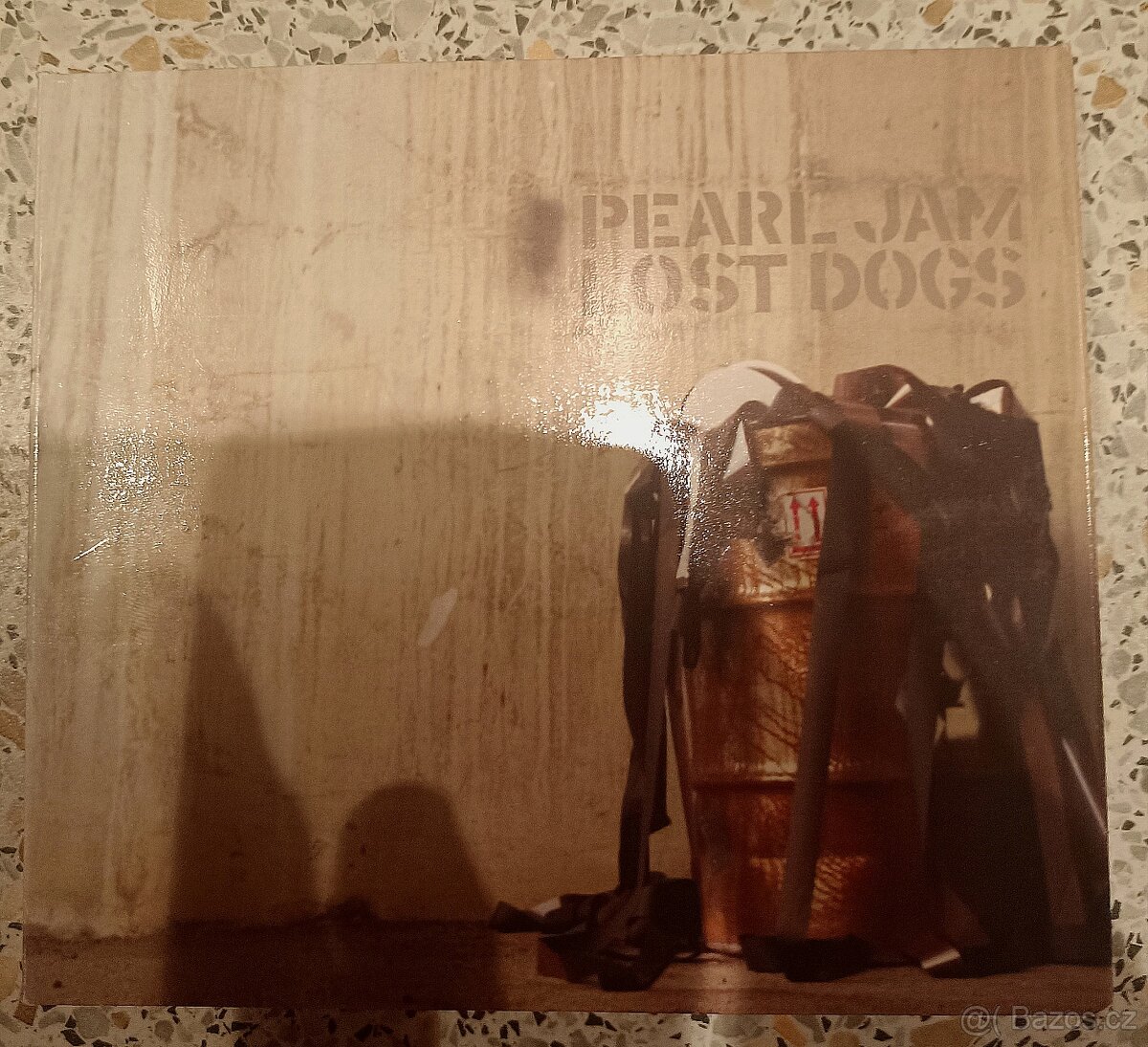 Prodám raritní 2 CD PEARL JAM - LOST DOGS