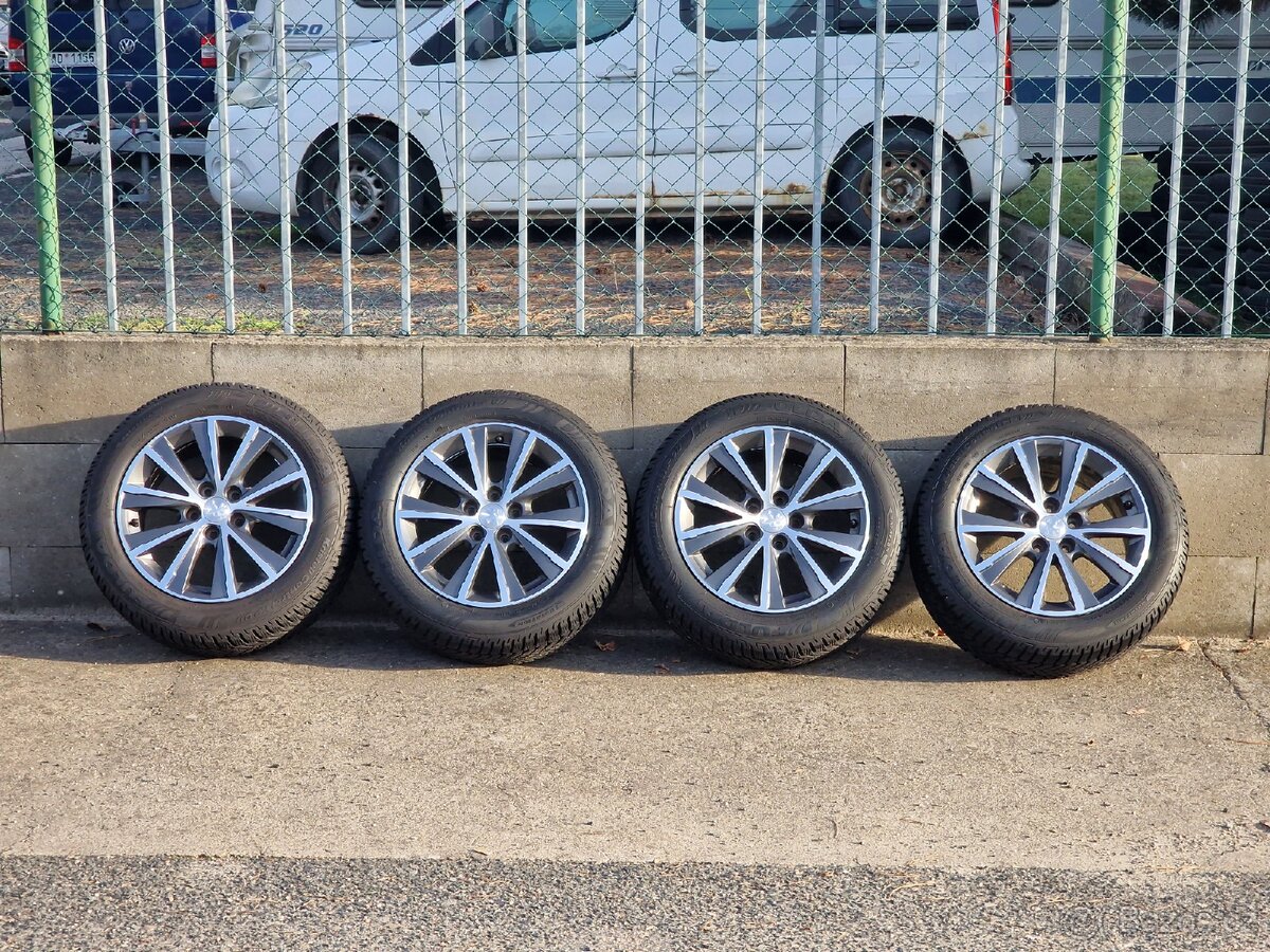 205/55/16 zimní kola Peugeot 5x108