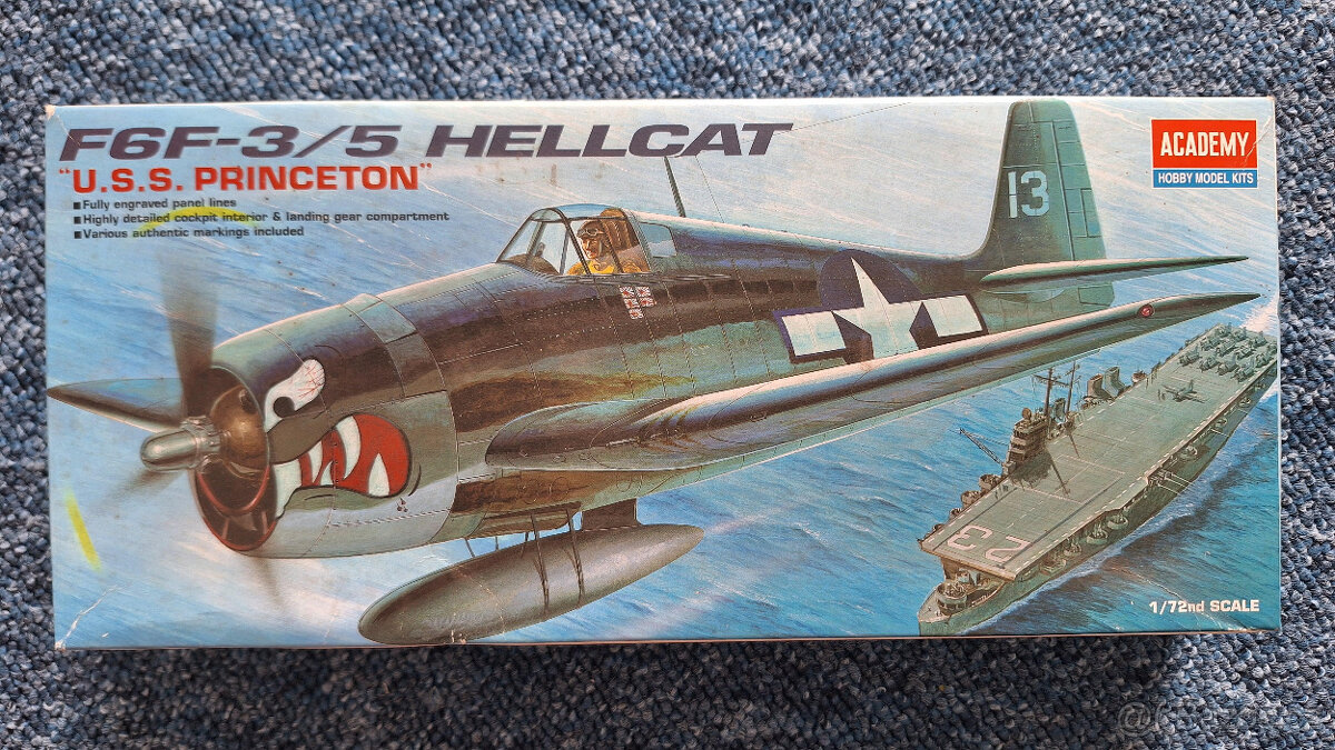 Grumman F6F-3/5 Hellcat 1:72 - Academy