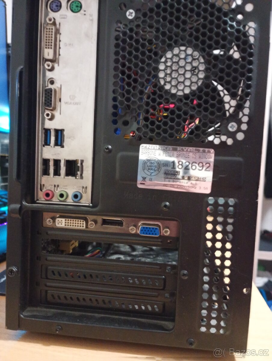 PC na doskládání nebo na Náhradní díly