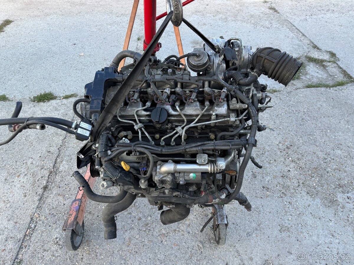 -----TOYOTA RAV 4 lll AVENSIS COROLLA 2.2 D4D-----