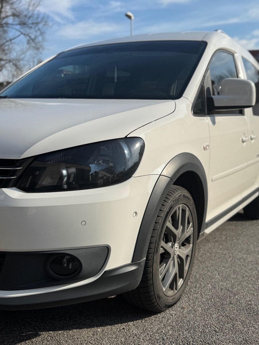 VW Caddy Cross