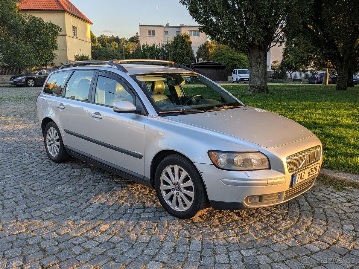 Volvo V50 kombi levně, pojízdné, STK + dál. zn.
