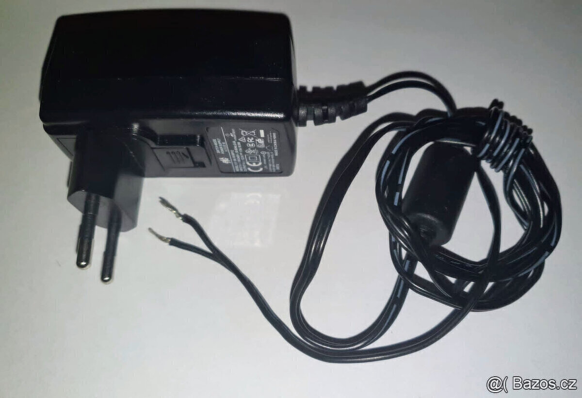 Napájecí zdroj 12V/1,5 A/18W