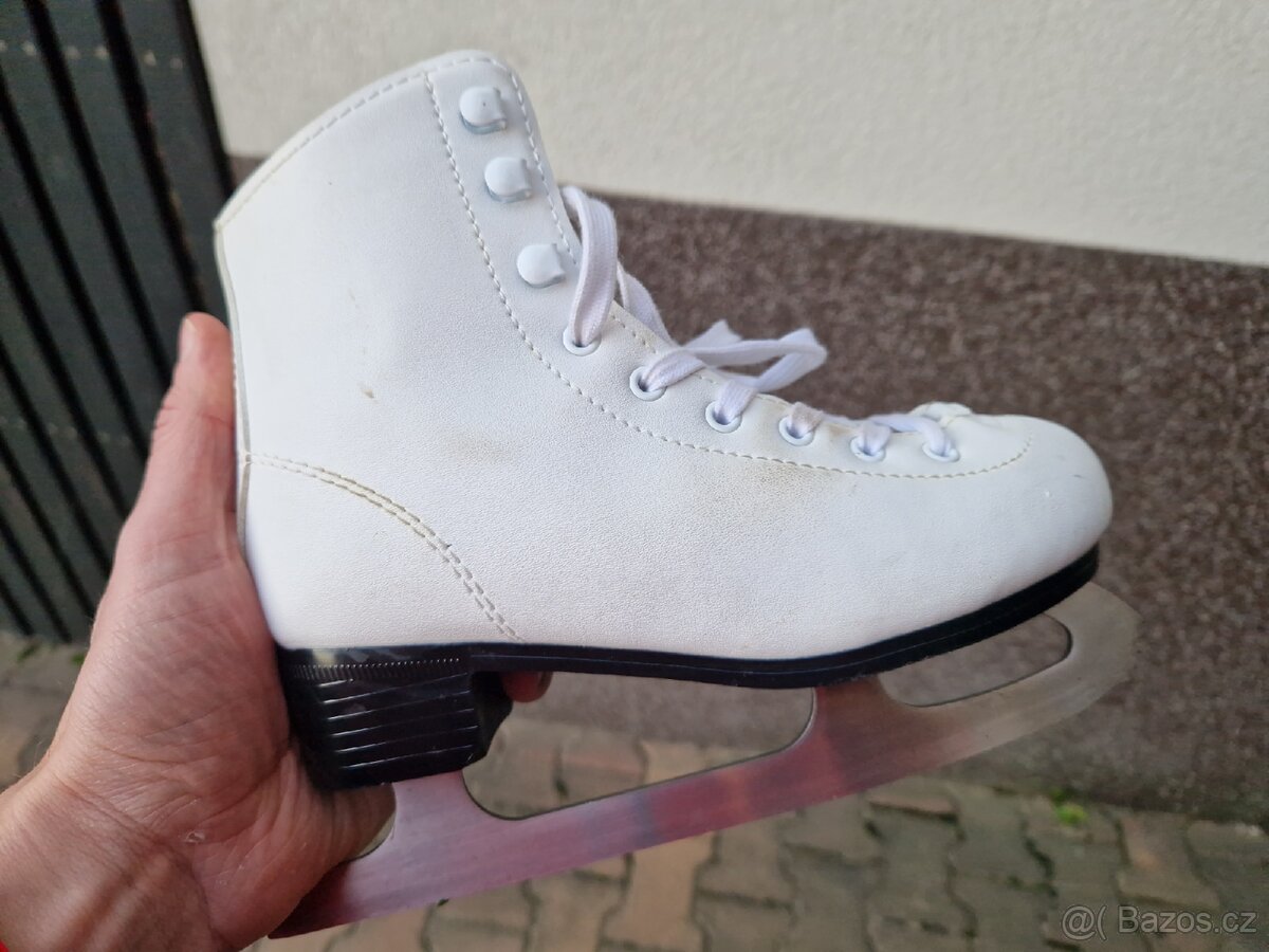 Dívčí brusle dětské vel 33/34