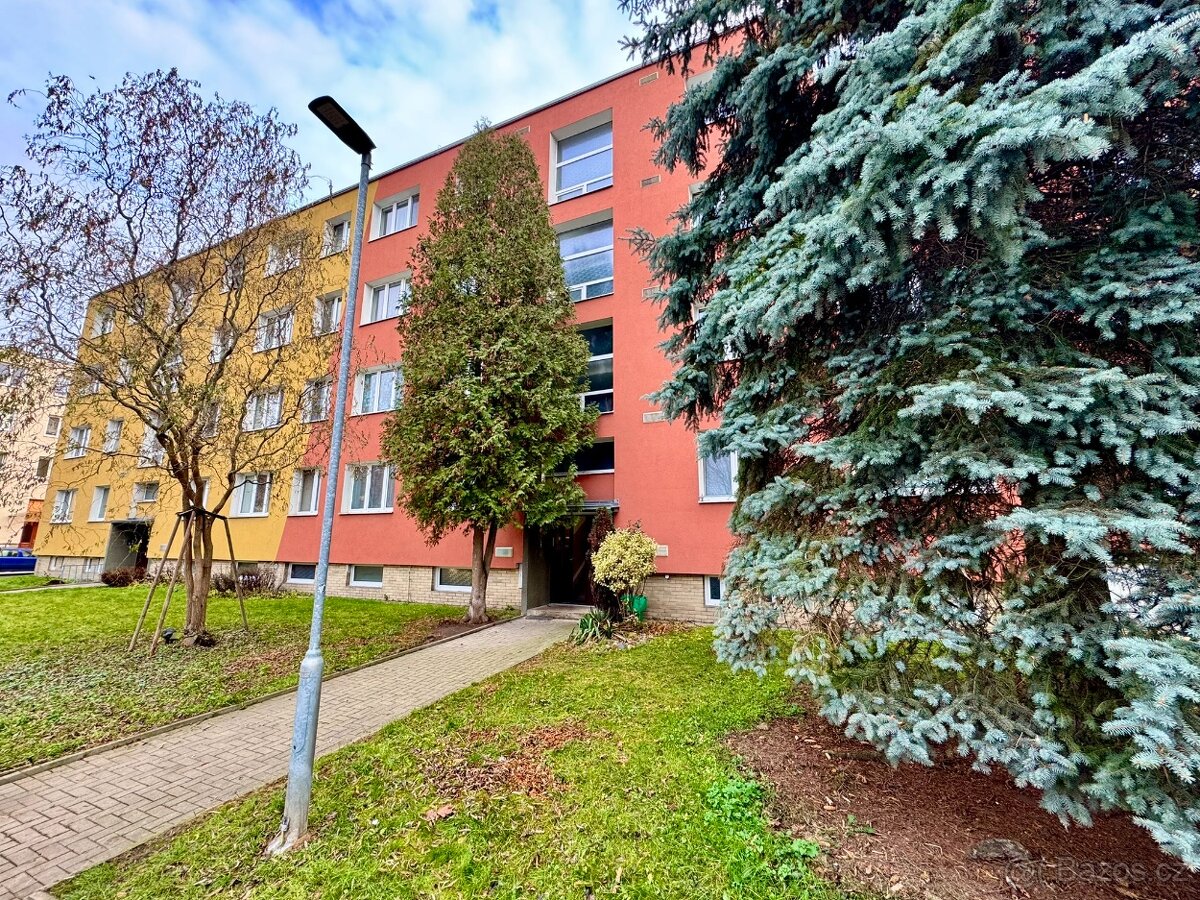 Pronájem bytu 2+1, 52 m² – Lovosice, ul. Sady pionýrů