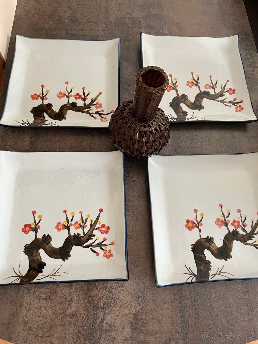 Čtvercové japonské talíře + váza zdarma