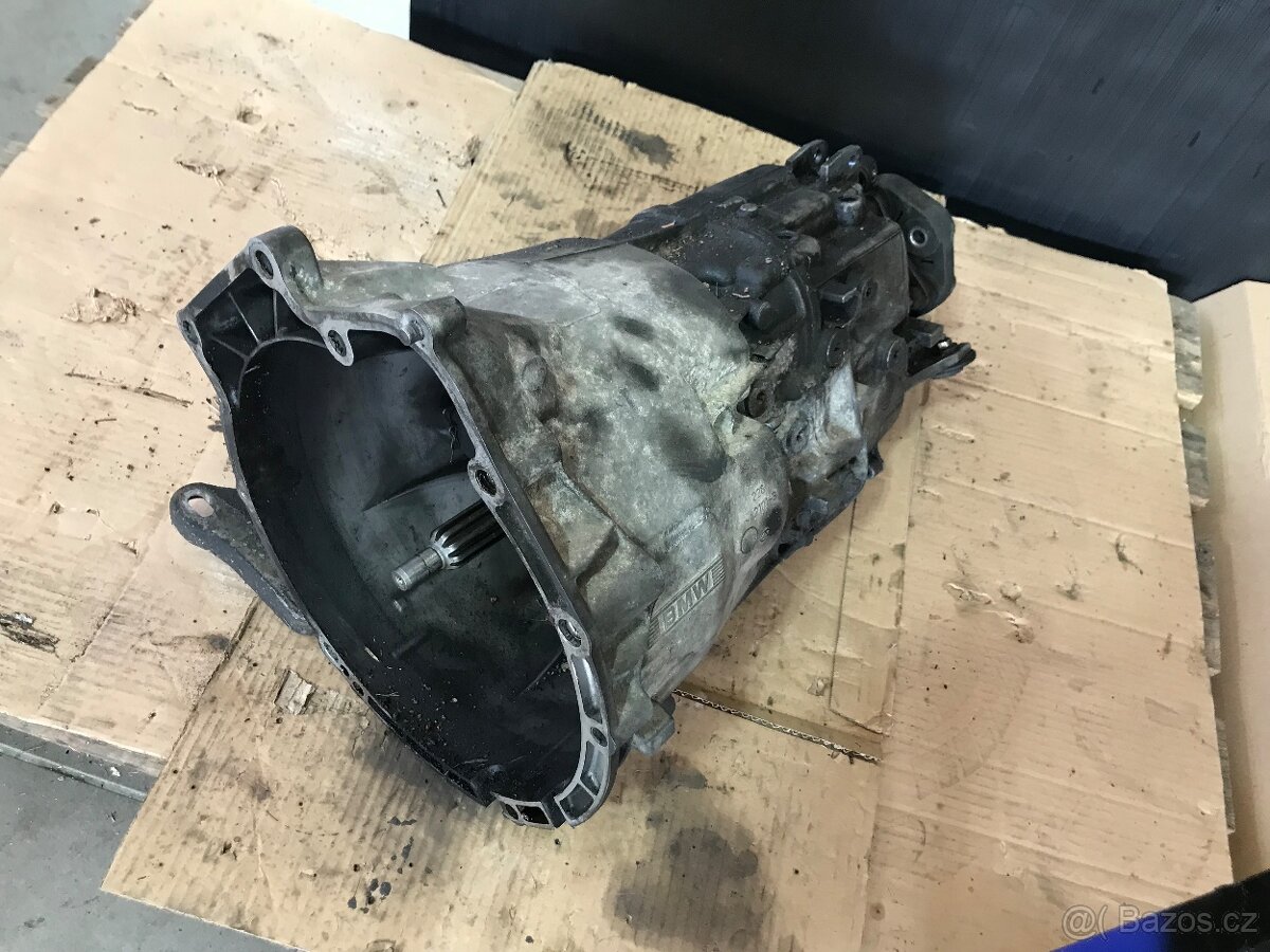 Manuální ZF převodovka 5Q BMW 330i E46