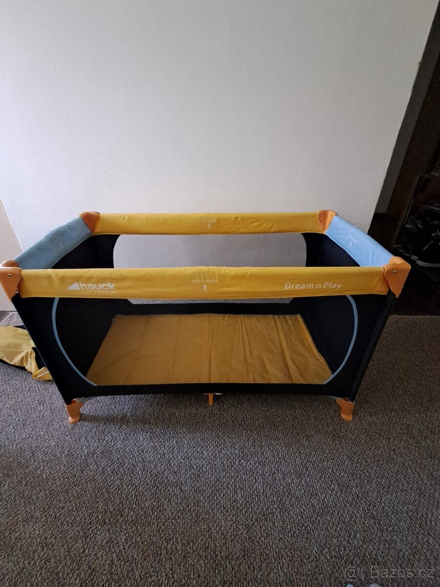 Cestovní dětská postýlka