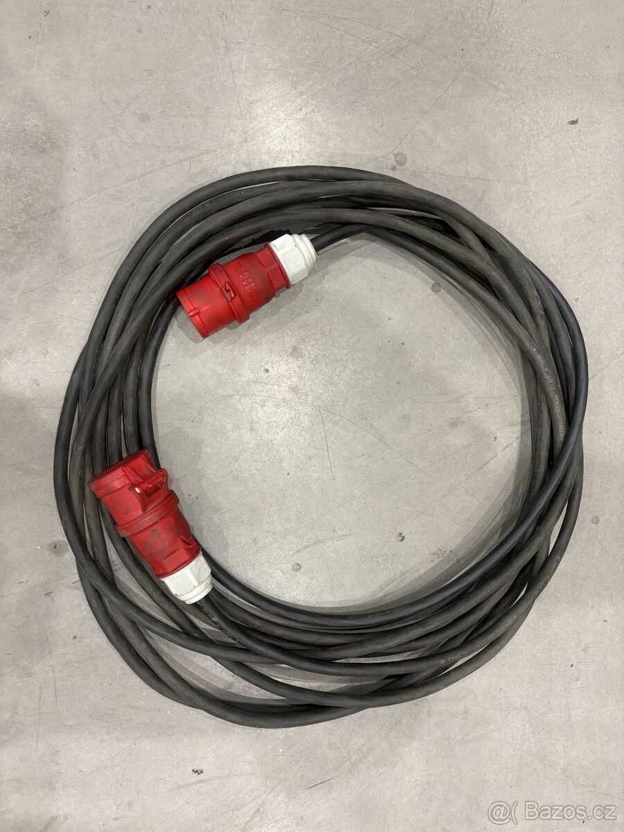 prodlužovací kabel 15m 3fázový 32A/22kW