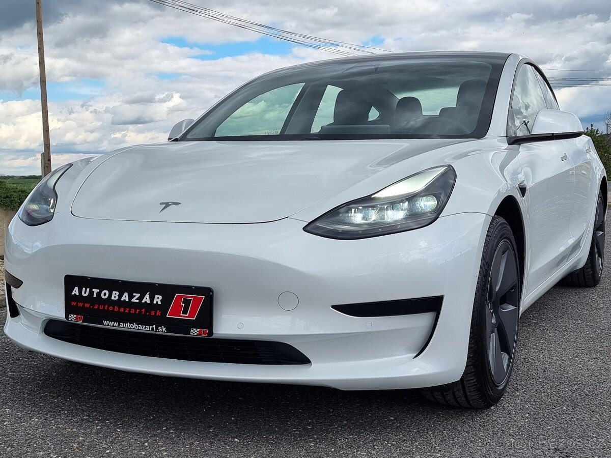 Tesla Model 3 Long Range 82kWh 4x4 366 kW za 599.900 Kč