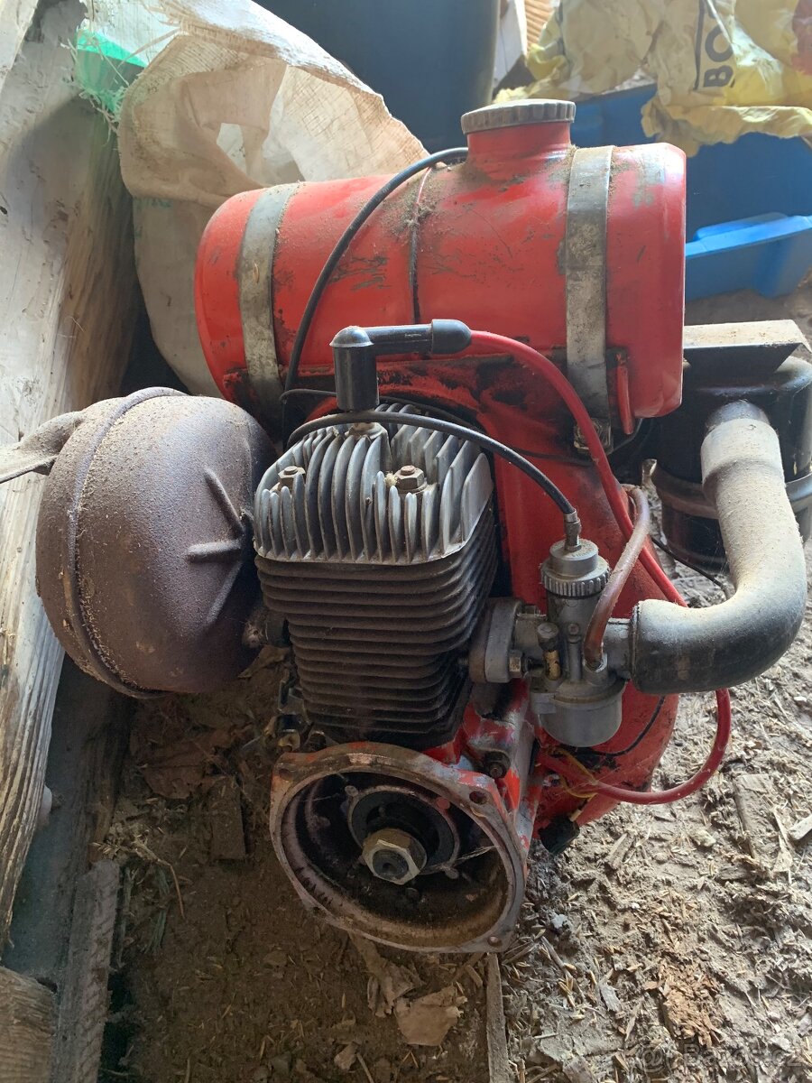 Motor k sekačce MF-70
