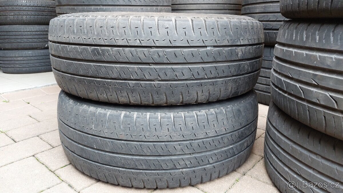 Pneu letní, 2 ks, rozměr 215/60/17C, 109/107T, zn. MICHELIN