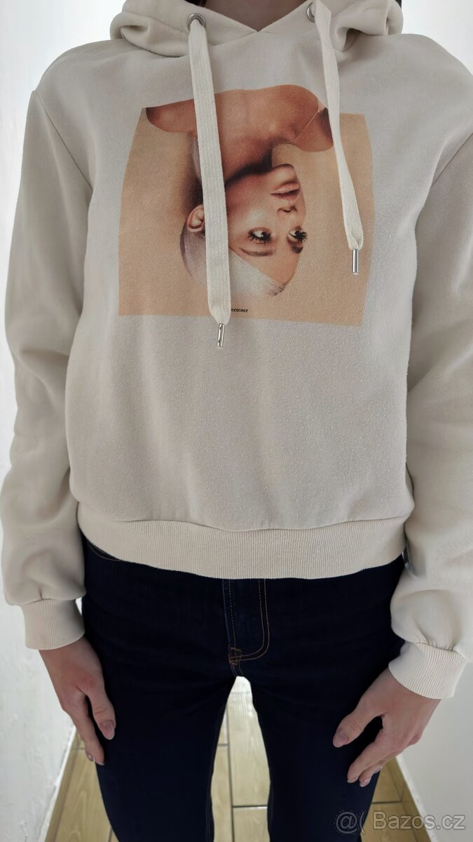 Merch Ariany Grande