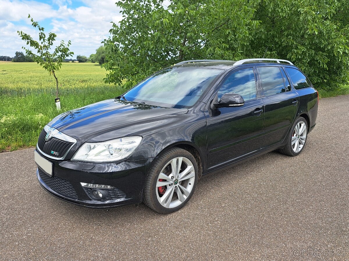 Škoda Octavia 2 RS Facelift, 2.0 TDI, 125 kW, CEGA, navi