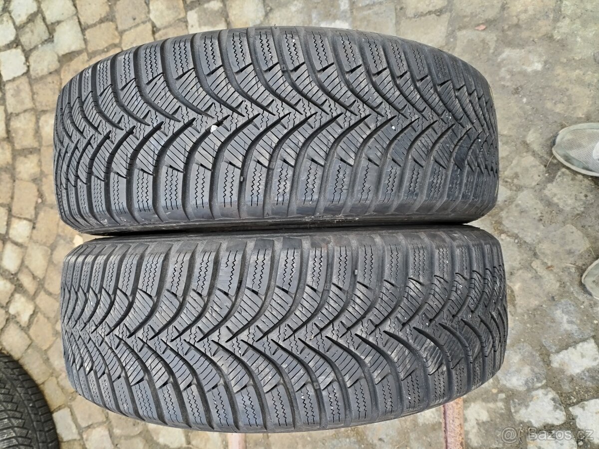 185/60/15 zimni pneu HANKOOK a BRIDGESTONE 185/60 R15