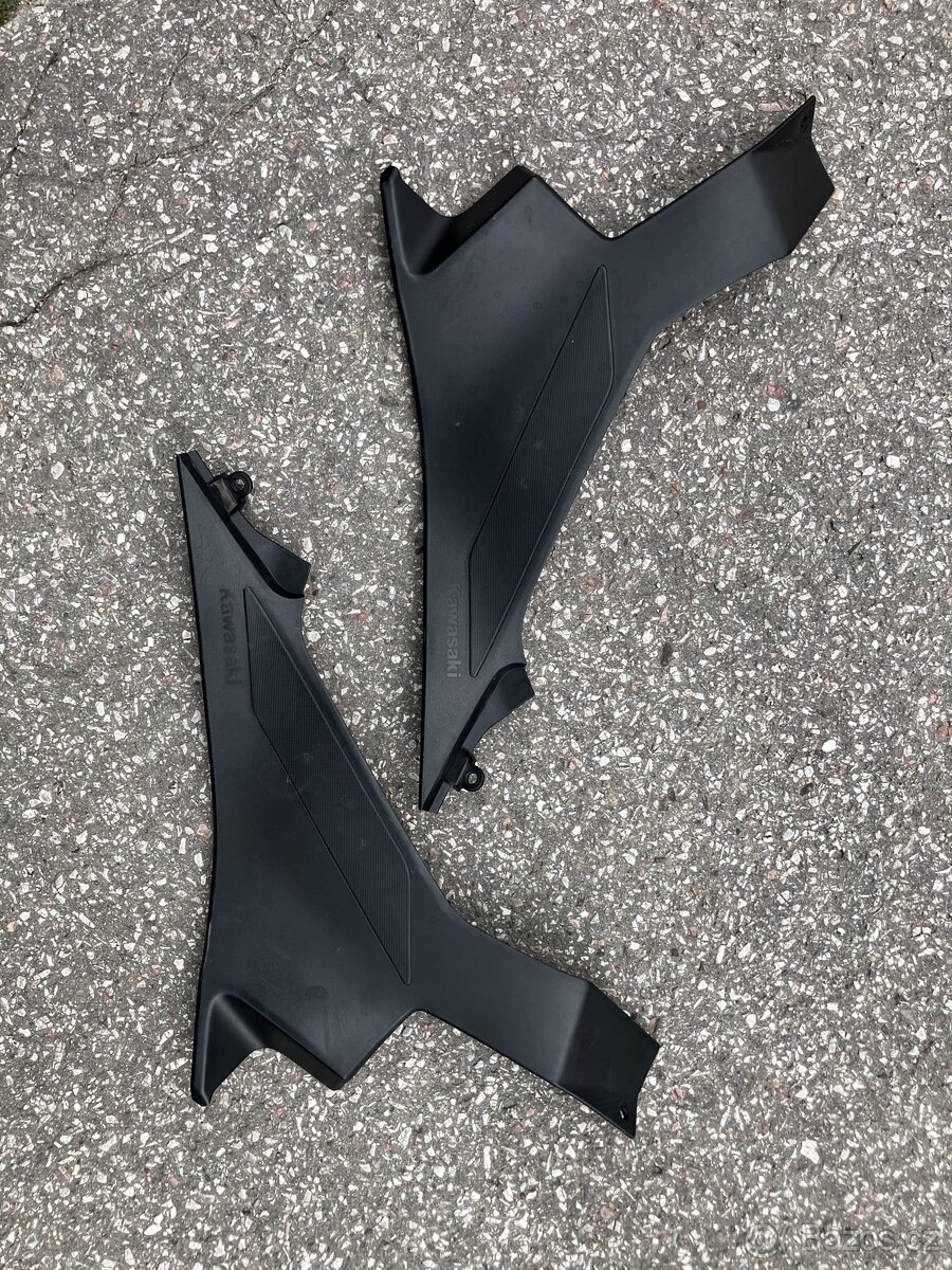 Originální kryty sedla Kawasaki Ninja 400