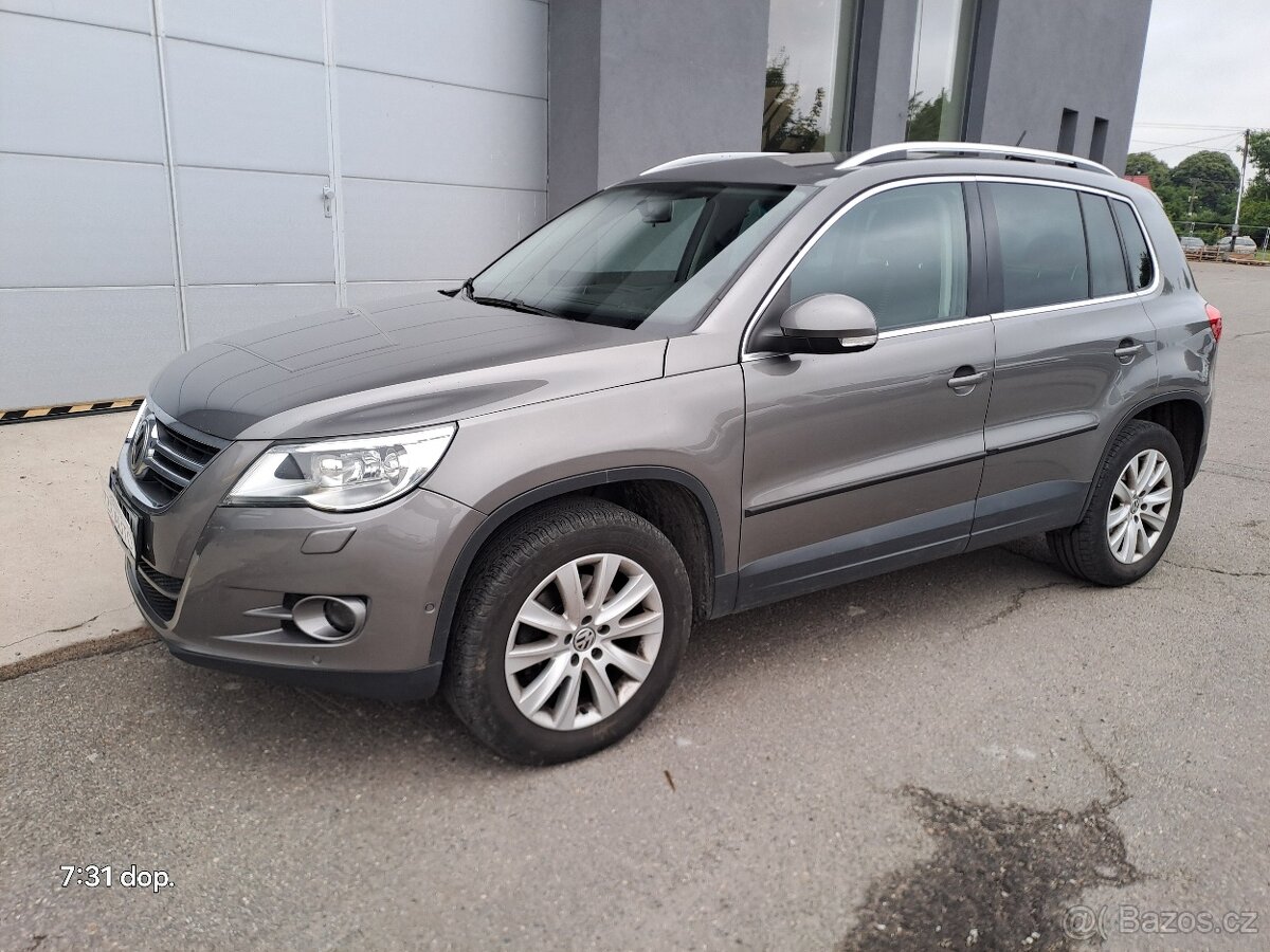 TIGUAN 2.0TDI 4x4 SPORT 220000km-DOLOŽENO VÝBAVA,VELMI PĚKNÝ