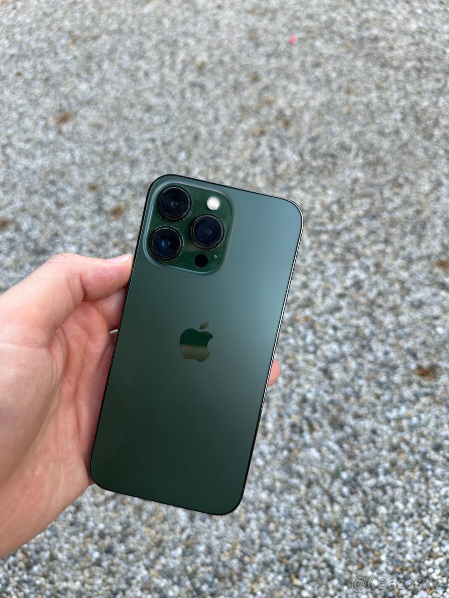 iPhone 13 pro - baterie 100% green
