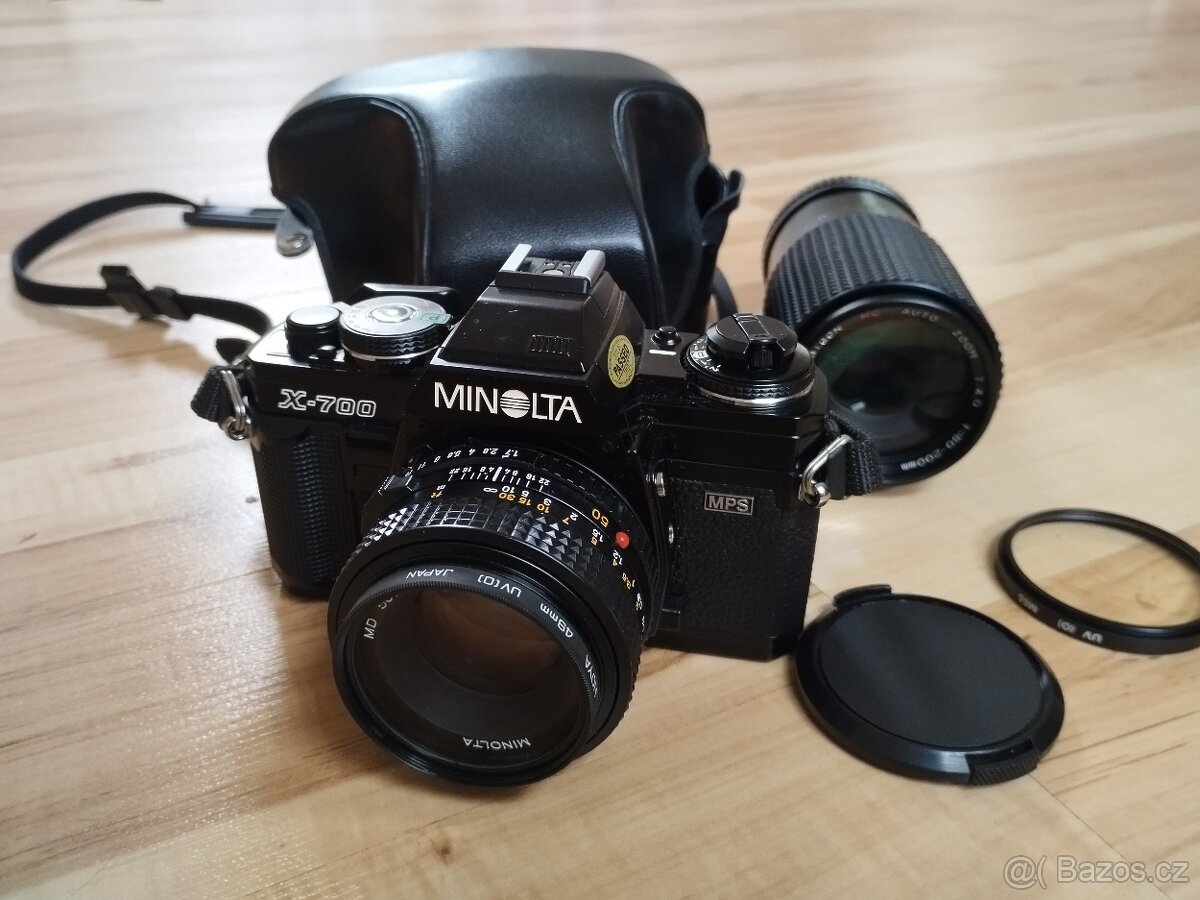 Minolta X700 s 2 objektívmi+príslušenstvo