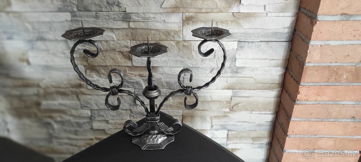 Kovaný svícen 250 mm