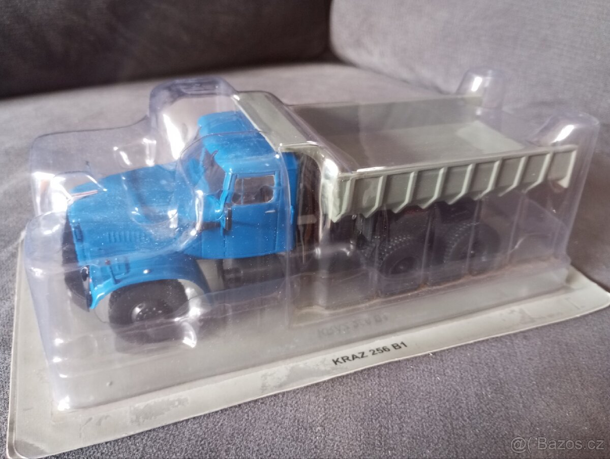 KRAZ 256 B1 1:43
