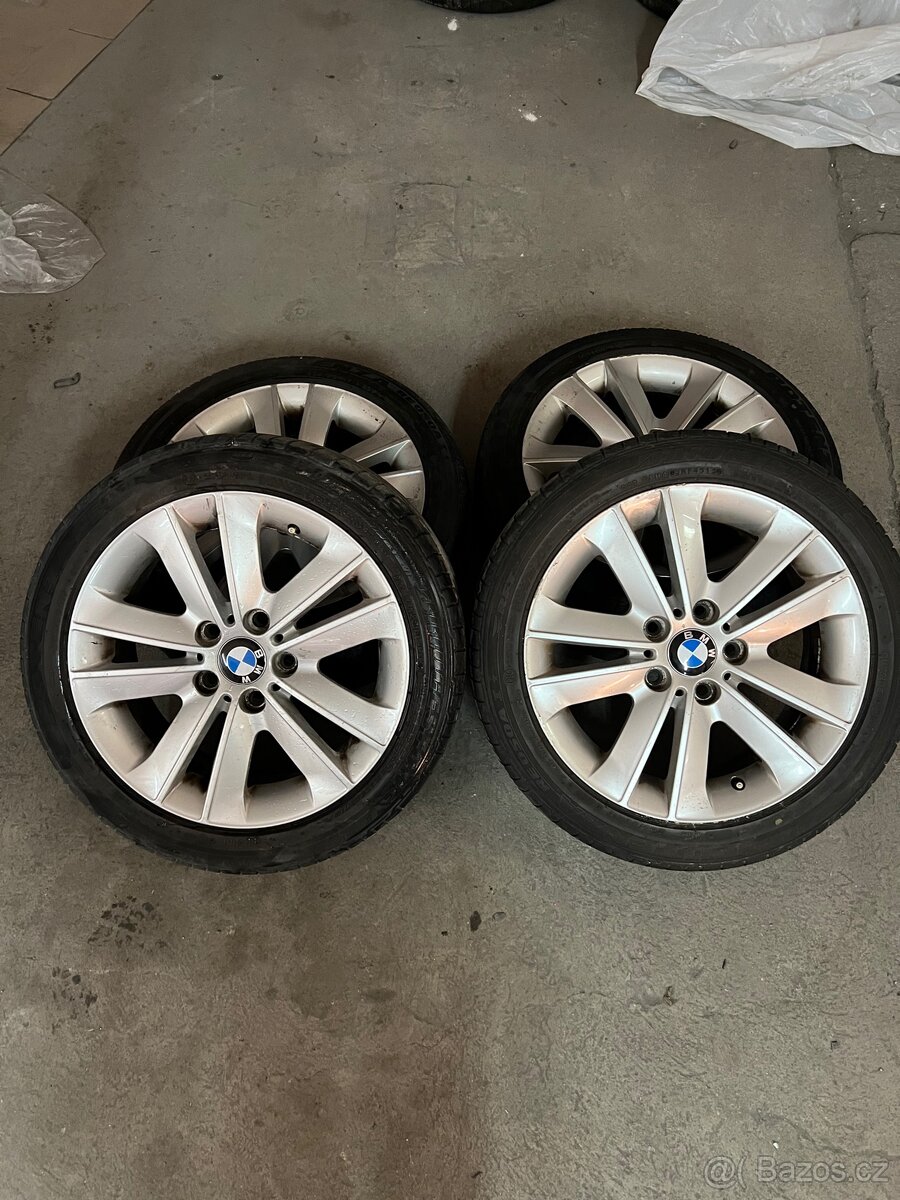 BMW Alu 17” s letním pneu Bridgestone 4x 205/50/17