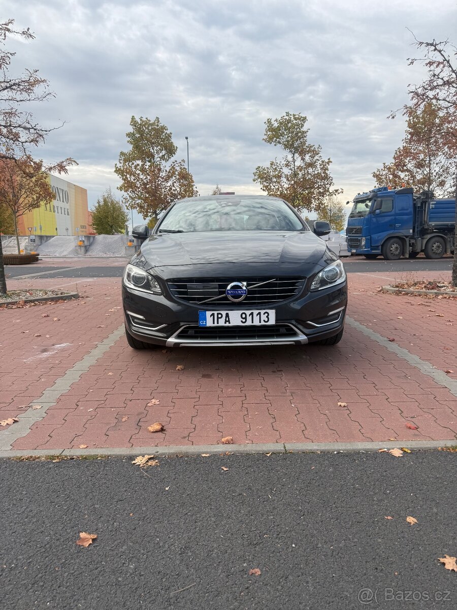 V60 plug-in in hybrid