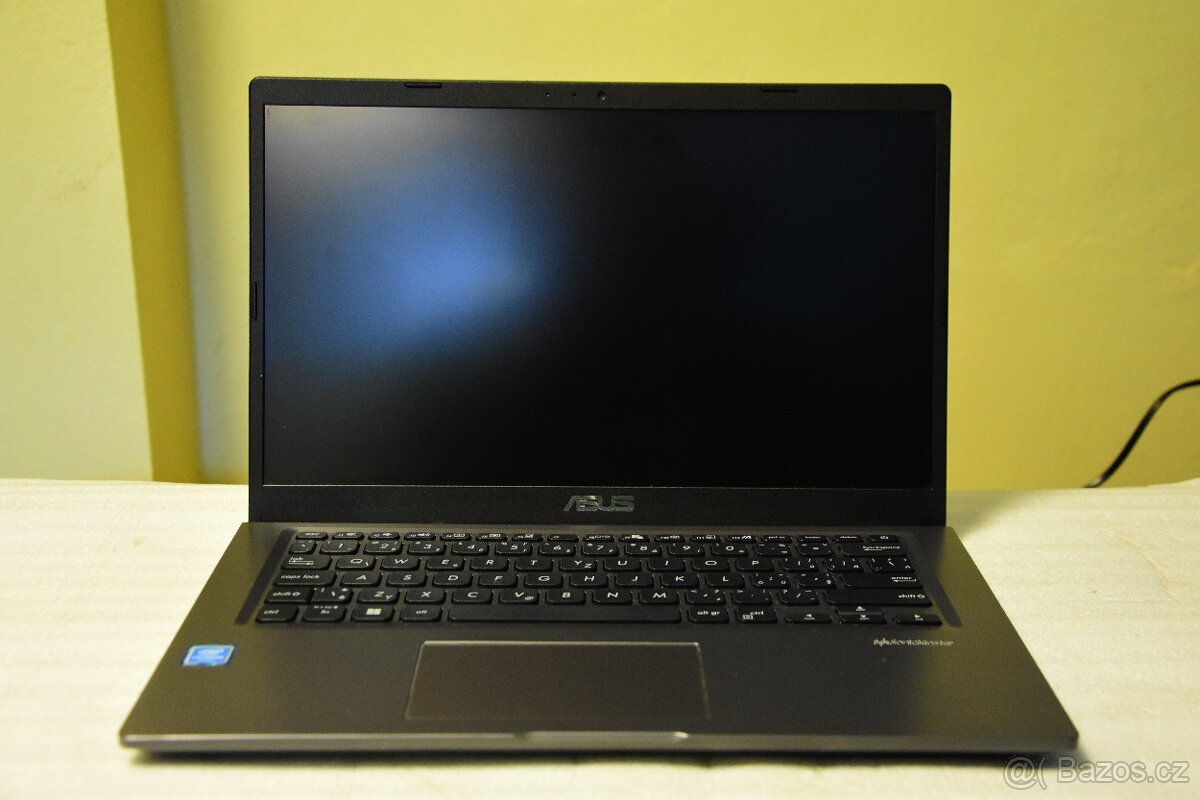 Asus X415M