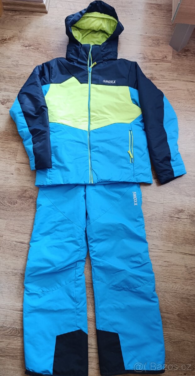 Souprava Snoxx vel. 152