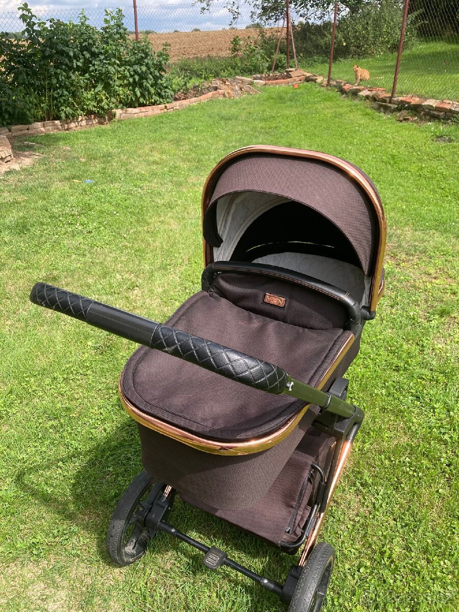 Prodám kočárek Moon Style Rosé .