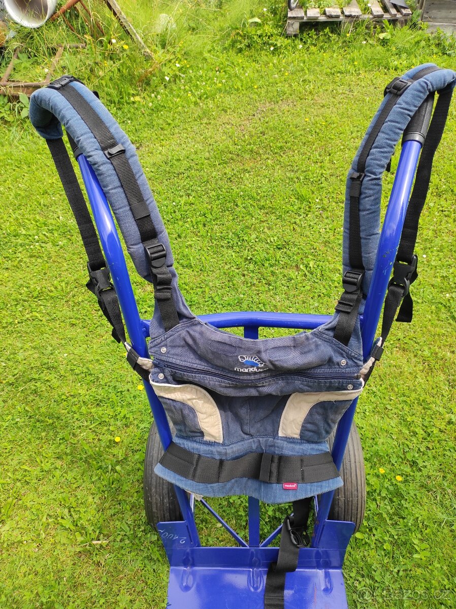 Nosítko Manduca modre